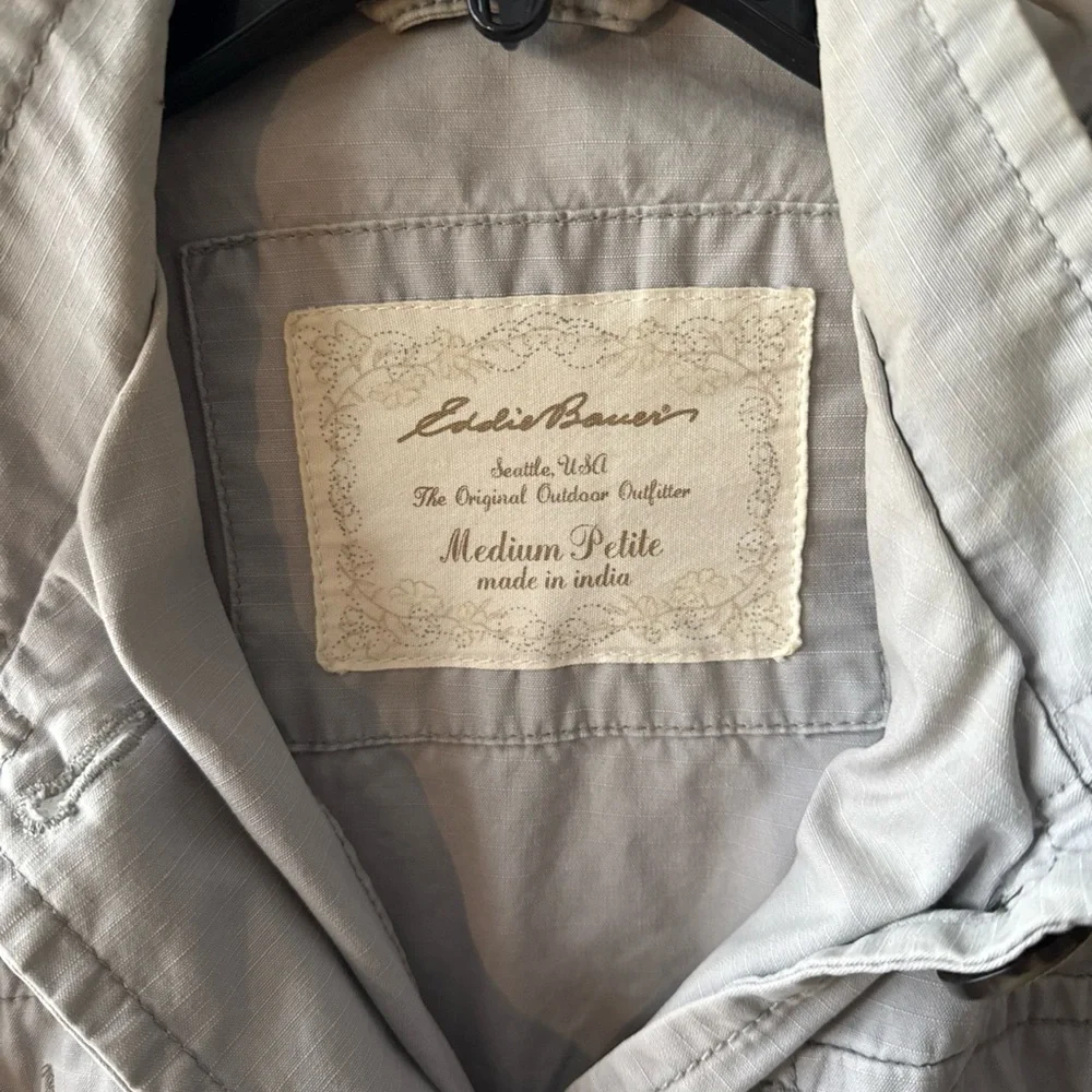 Eddie Bauer Button Front Shirt Jacket Women’s Petite Size M 100% Cotton Snaps - Picture 3 of 9